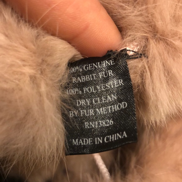 NWOT Rabbit Fur Scarf - Picture 3 of 3